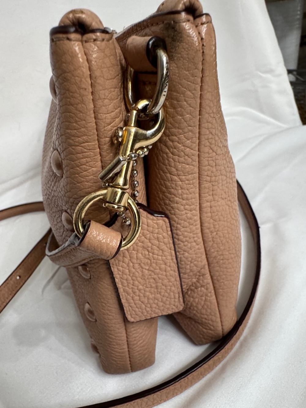 Coach Lyla rivet Tan Pebbled Leather Studded Crossbody - Picture 7 of 10